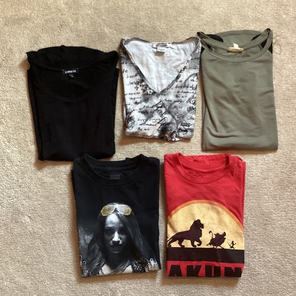 Tops - Lot of 5 T-Shirts